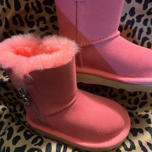 Ugg Toddler K Bailey Zip Short Fashion Boot